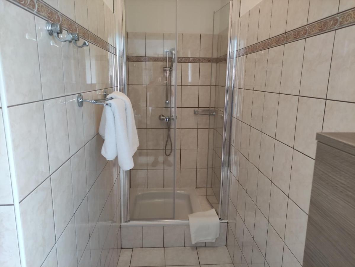 Zsanett Appartement Hévíz Exteriér fotografie
