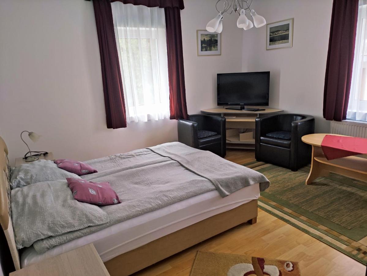 Zsanett Appartement Hévíz Exteriér fotografie