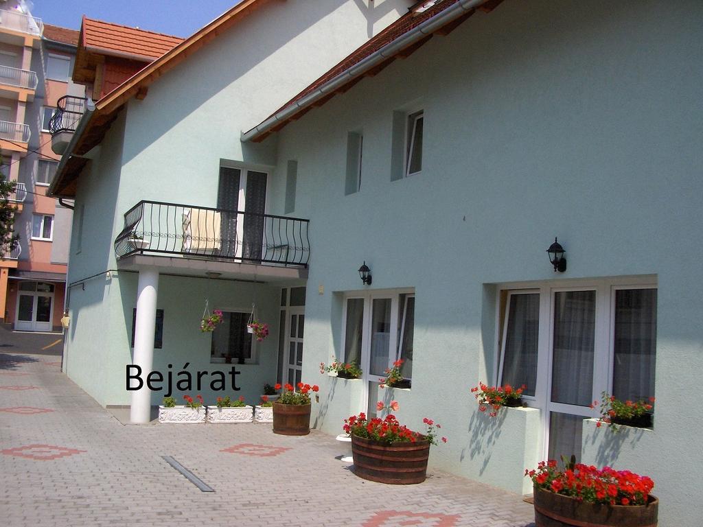 Zsanett Appartement Hévíz Exteriér fotografie