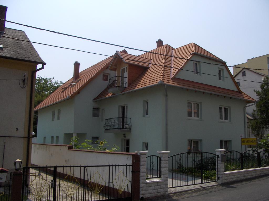 Zsanett Appartement Hévíz Exteriér fotografie
